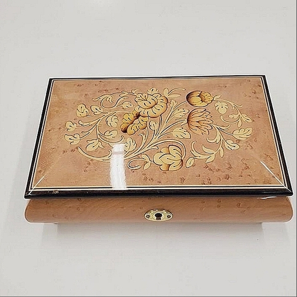 Splendid Floral Italian Inlaid Music‎ Box with Lined Jewelry Compartment